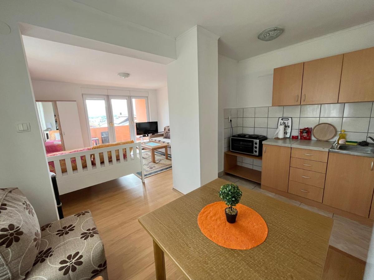 מוסטר Md Apartments מראה חיצוני תמונה